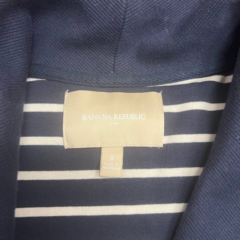 Coastal Chic Banana Republic Sweater with Shawl Collar - Picture 2 of 4